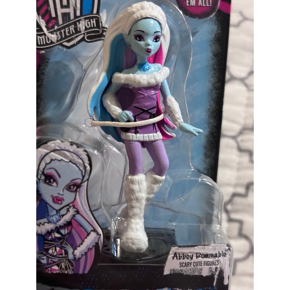 Monster High Abby Bominable Mini Collectible Scary Cute Figures NEW 2015 Rare - Picture 4 of 5